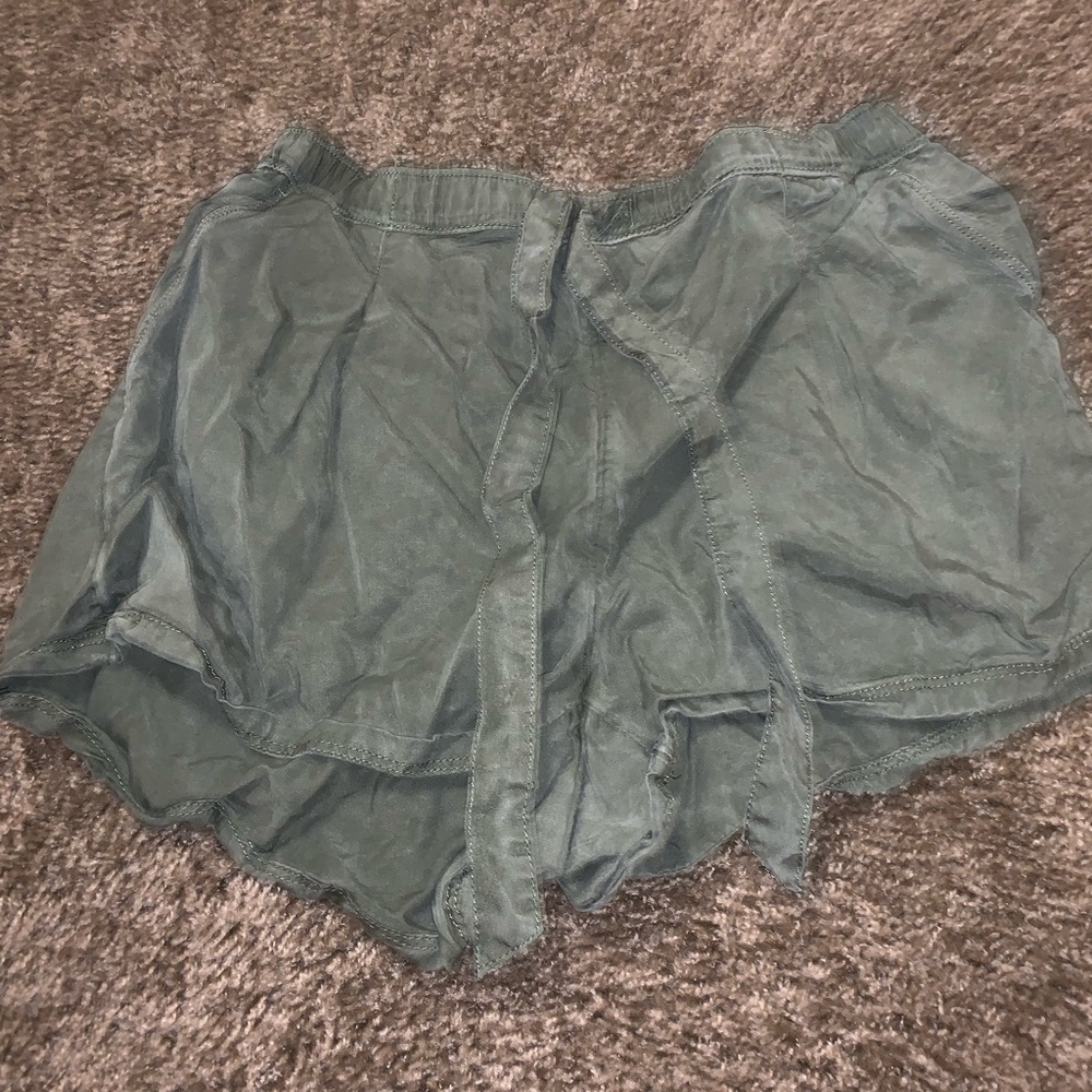 EUC Aerie Olive Green Tie Shorts